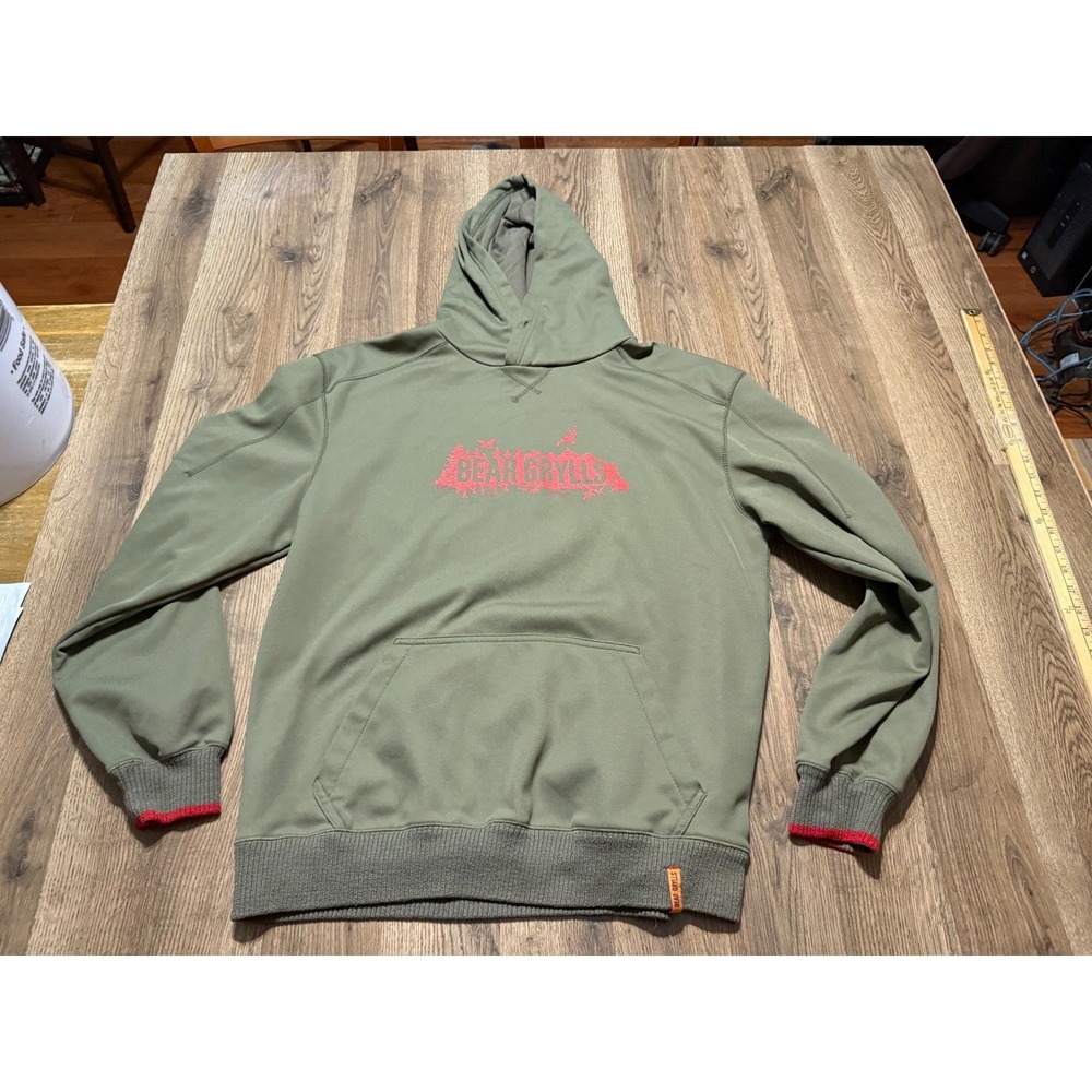 Bear Grylls Sweatshirt, Men's Size XL, Green Red, Pullover, Long Sleeve